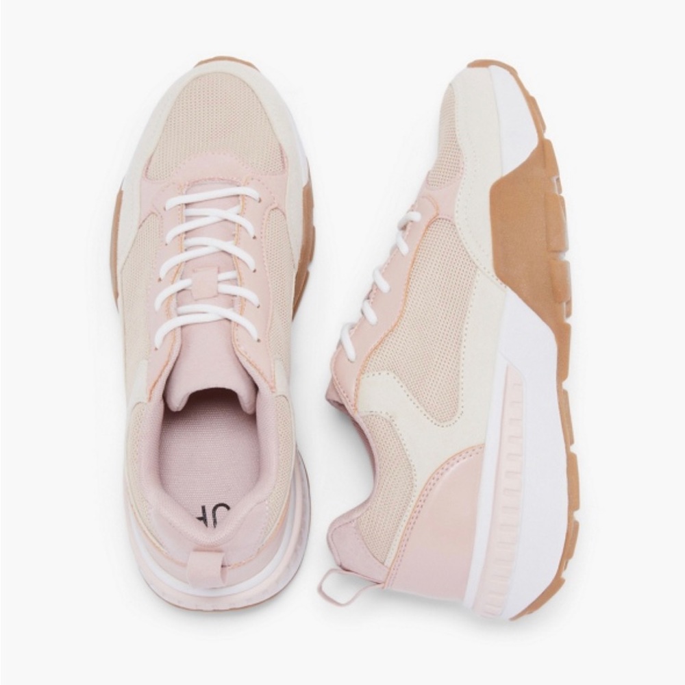 JustFab Bridget Sneaker sz 7